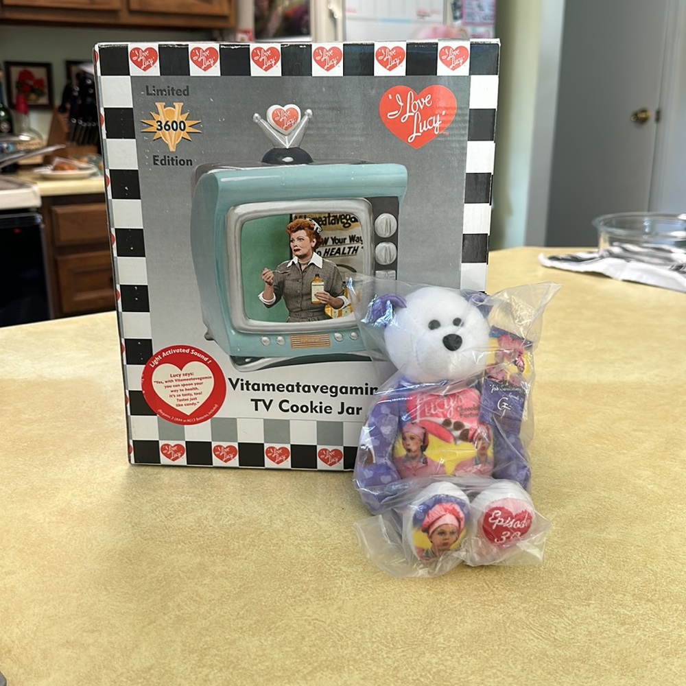 I Love Lucy Vitameatavegamin TV cookie jar and bear, episode 39